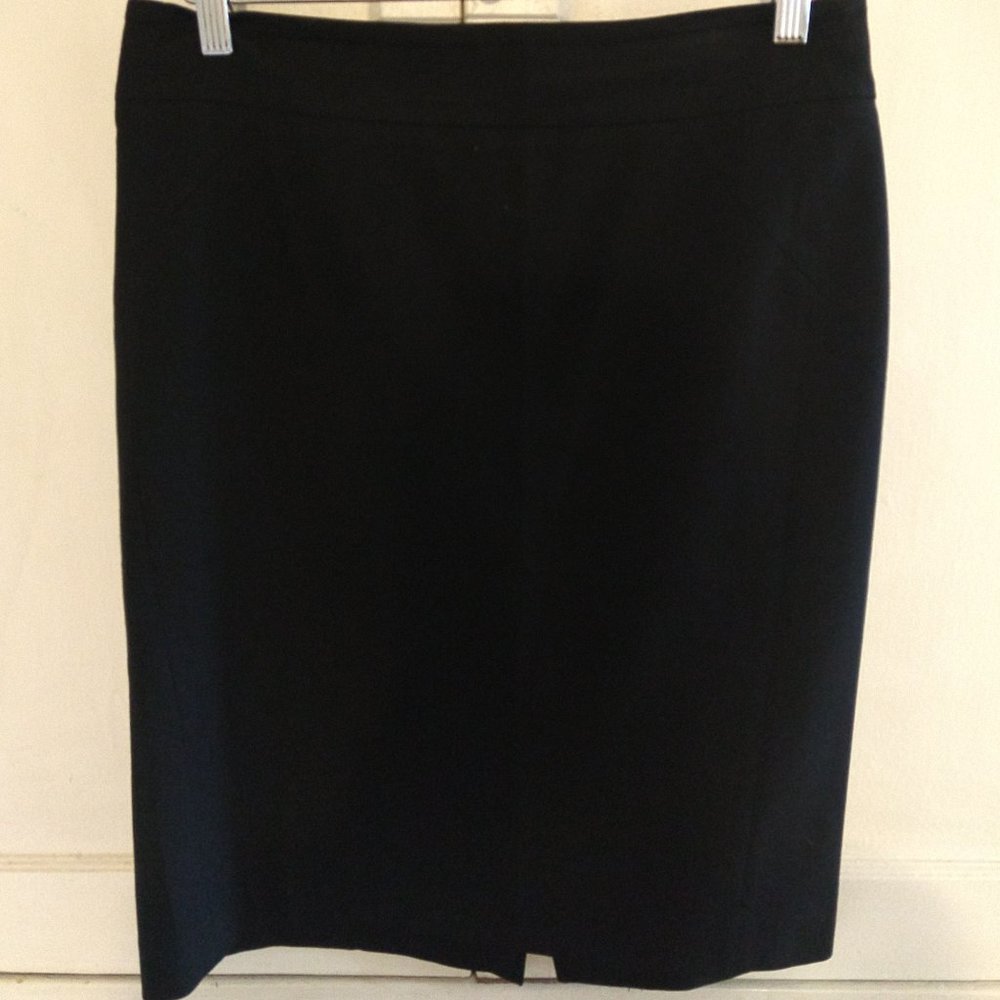 LOFT Black Pencil Skirt - Size 8